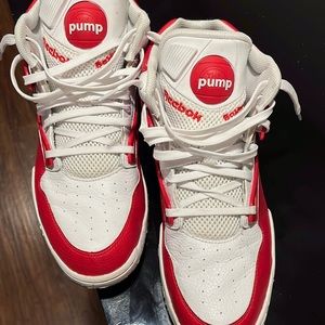 Throw back, Reebok pumps size 12